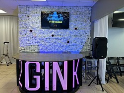 Must have a Licensed Bar Tender